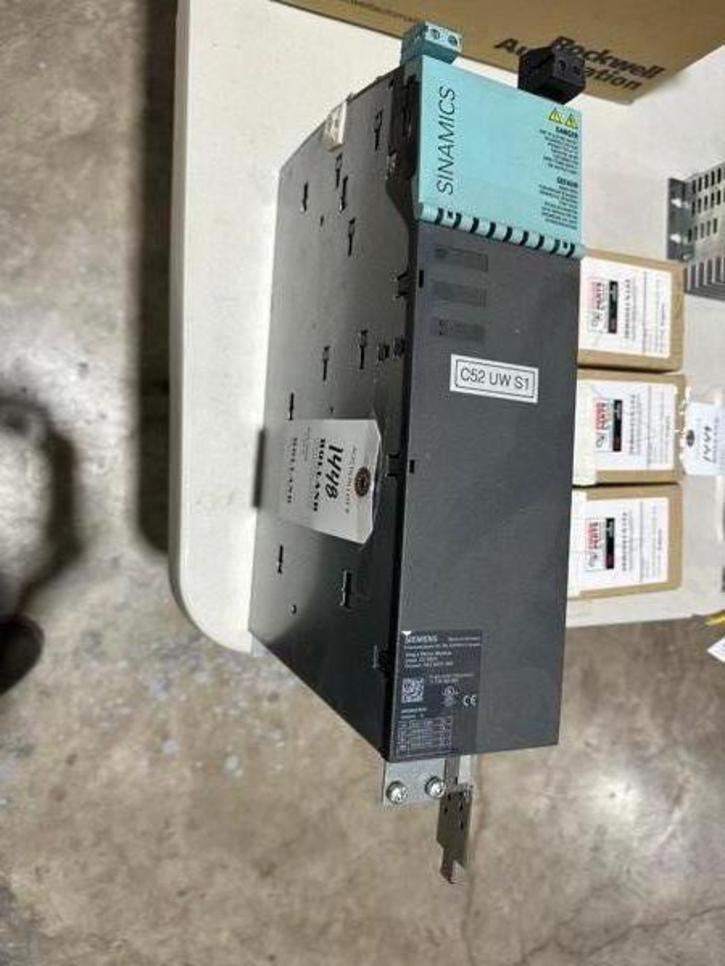 SIEMENS SINGLE MOTOR MODULE 6SL3120 1TE23 0AA3