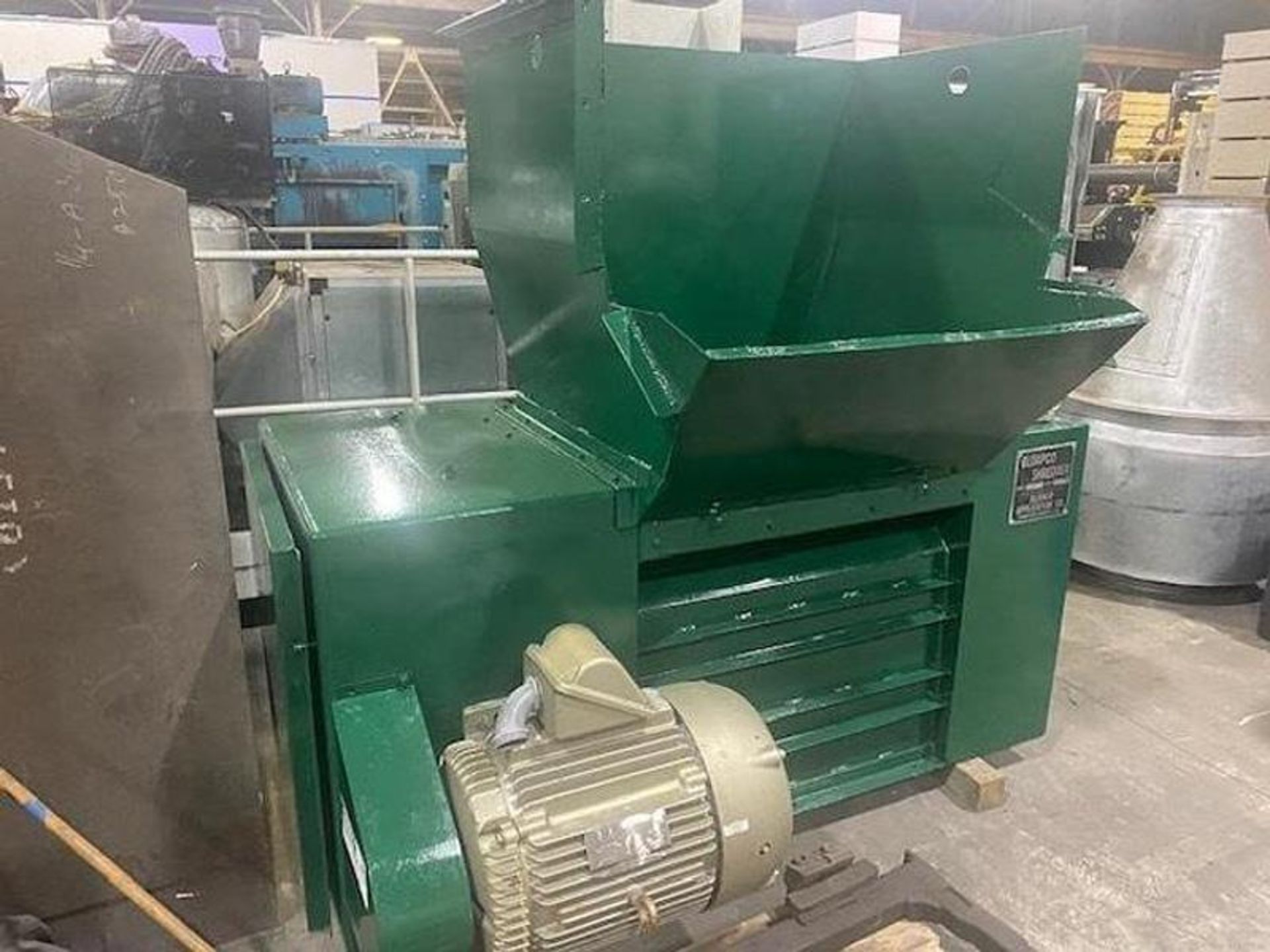 BLOAPCO MODEL 3CAXS3036BV SHREDDER 40HP MOTOR