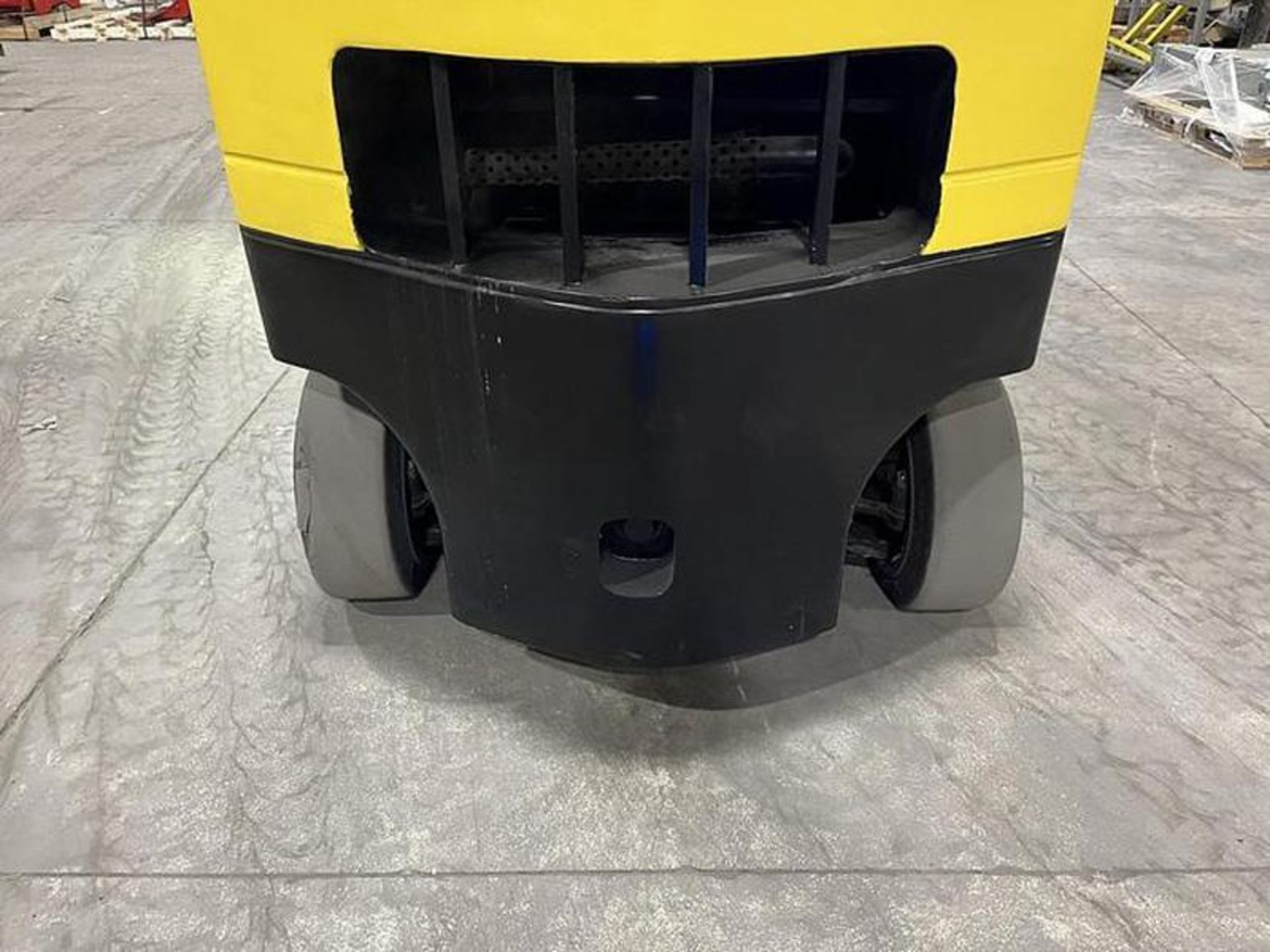 2018 12,000 POUND HYSTER MODEL S120FTPRS TWO STAGE MAST - Image 5 of 17