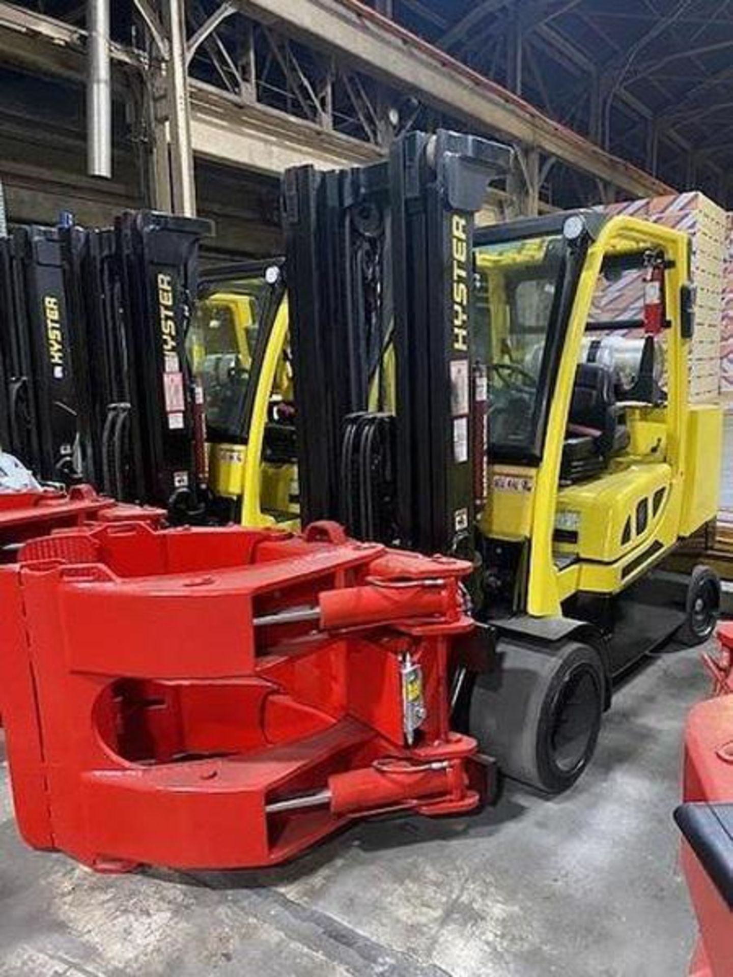 2018 HYSTER S120FT-PRS FORKLIFT WITH 60" ROLL CLAMP