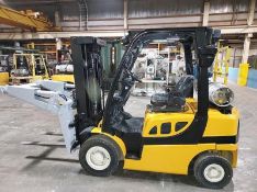 YALE GLP050VXNDAE084 5000LB FORKLIFT WITH FORK CLAMP ATTACHMENT