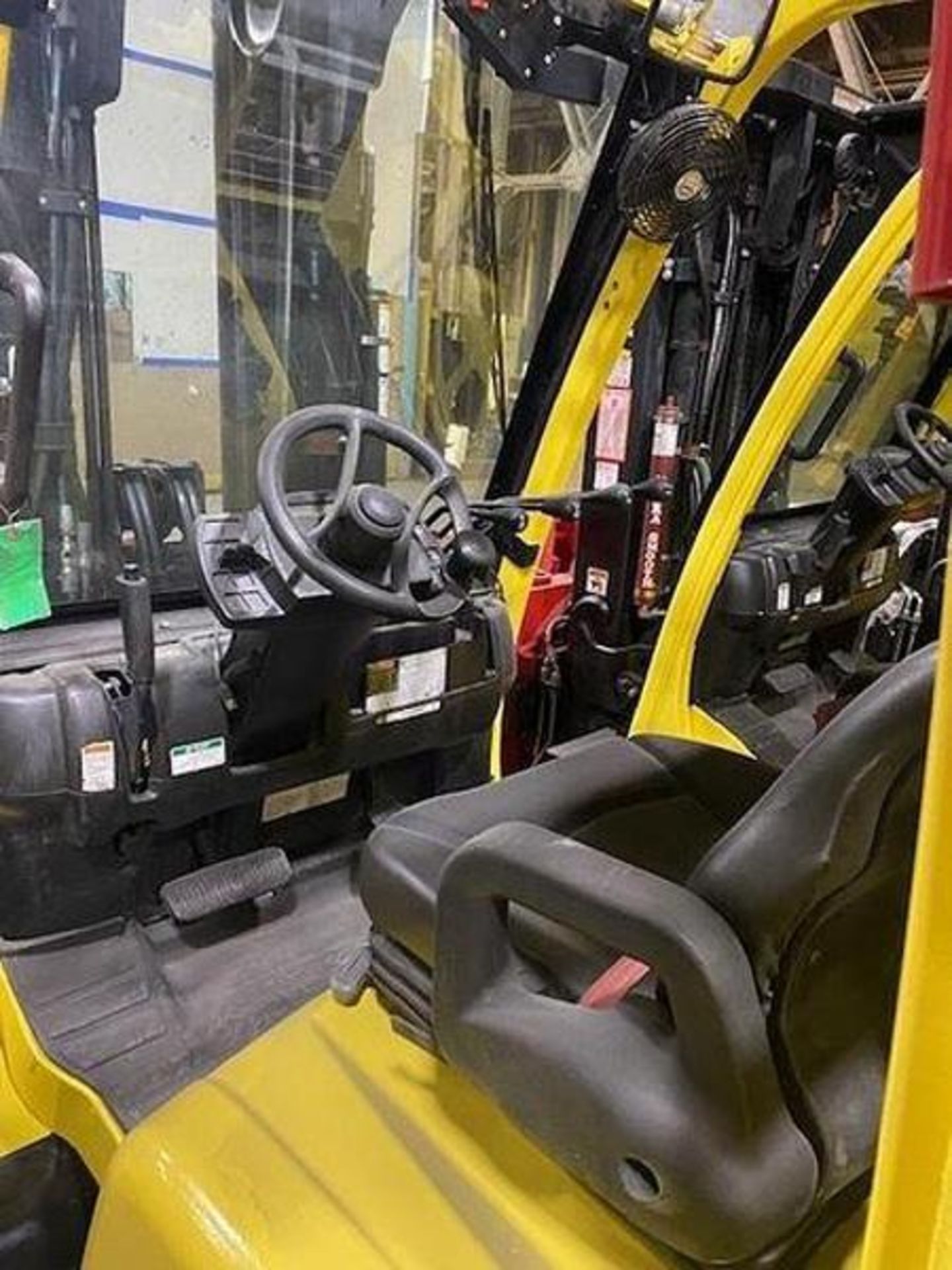 2018 HYSTER S120FT-PRS FORKLIFT WITH 60" ROLL CLAMP - Image 3 of 7