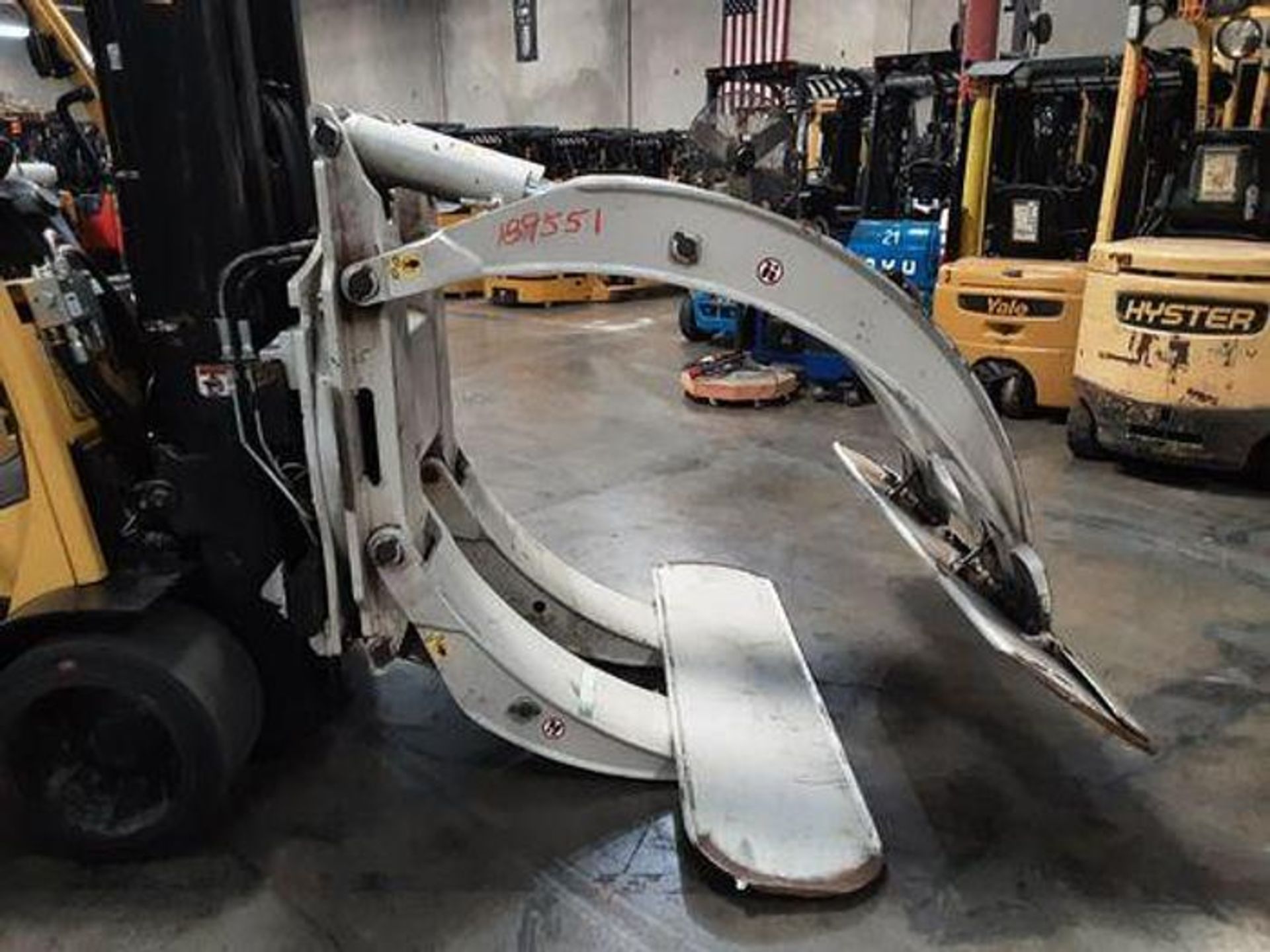 2019 CASCADE 42H-RTP TISSUE ROLL CLAMP 90" MAX OPEN CLASS IV. - Image 2 of 4