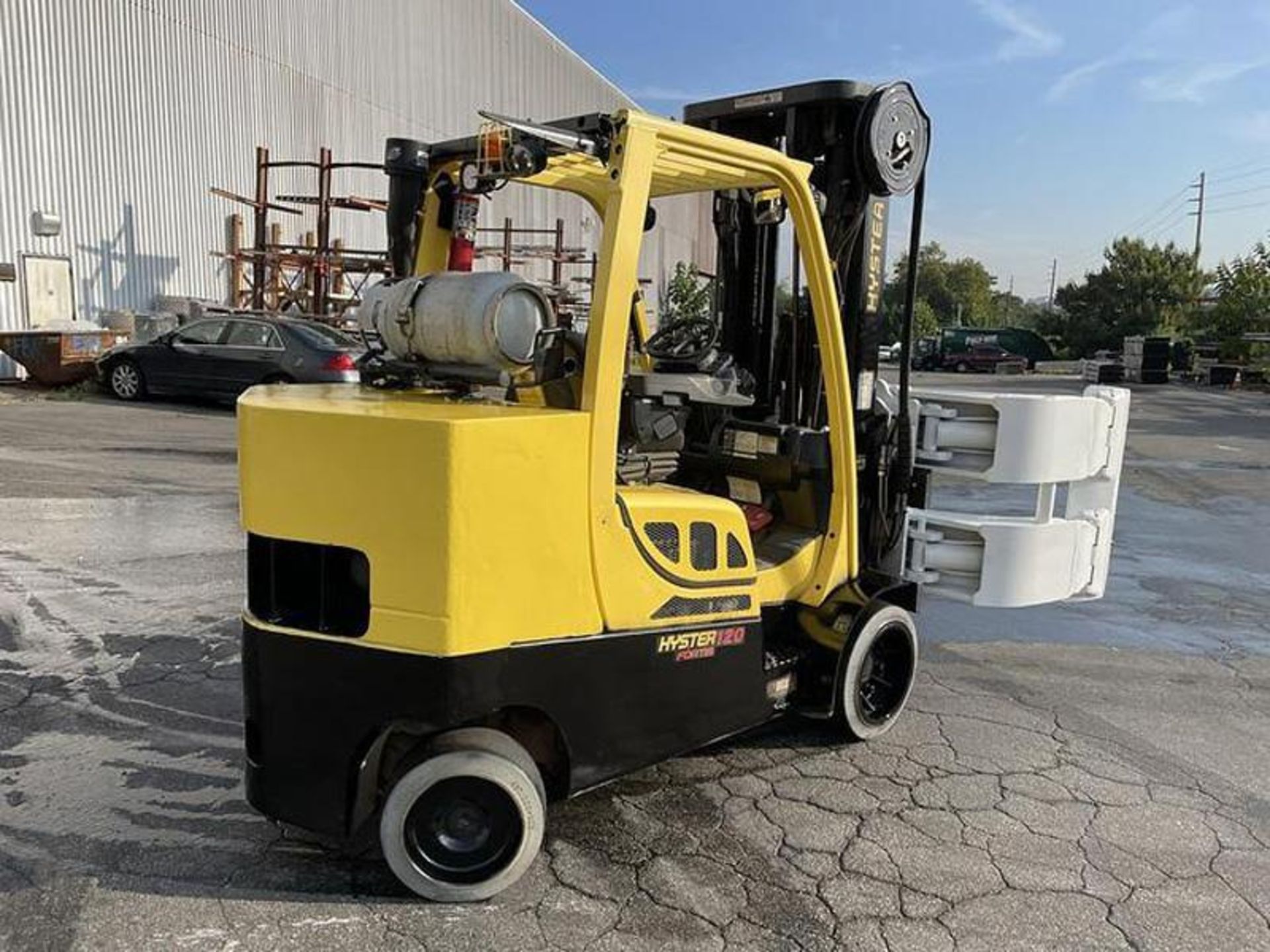 12,000 POUND HYSTER S120FTPRS FORKLIFT WITH PAPER ROLL CLAMP MFG. 2017 - Image 3 of 11