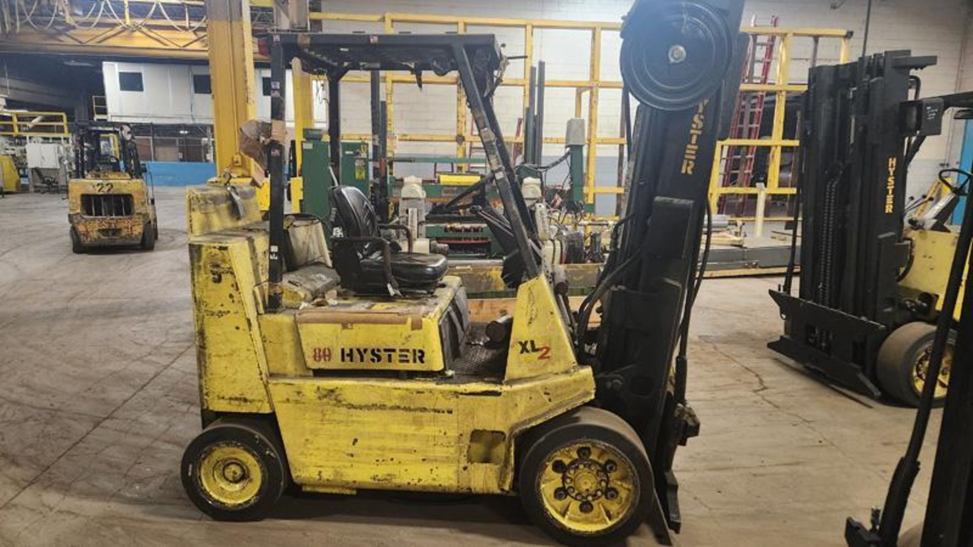 8,000 POUND HYSTER MODEL S80XLBCS BOX CAR SPECIAL FORKLIFT