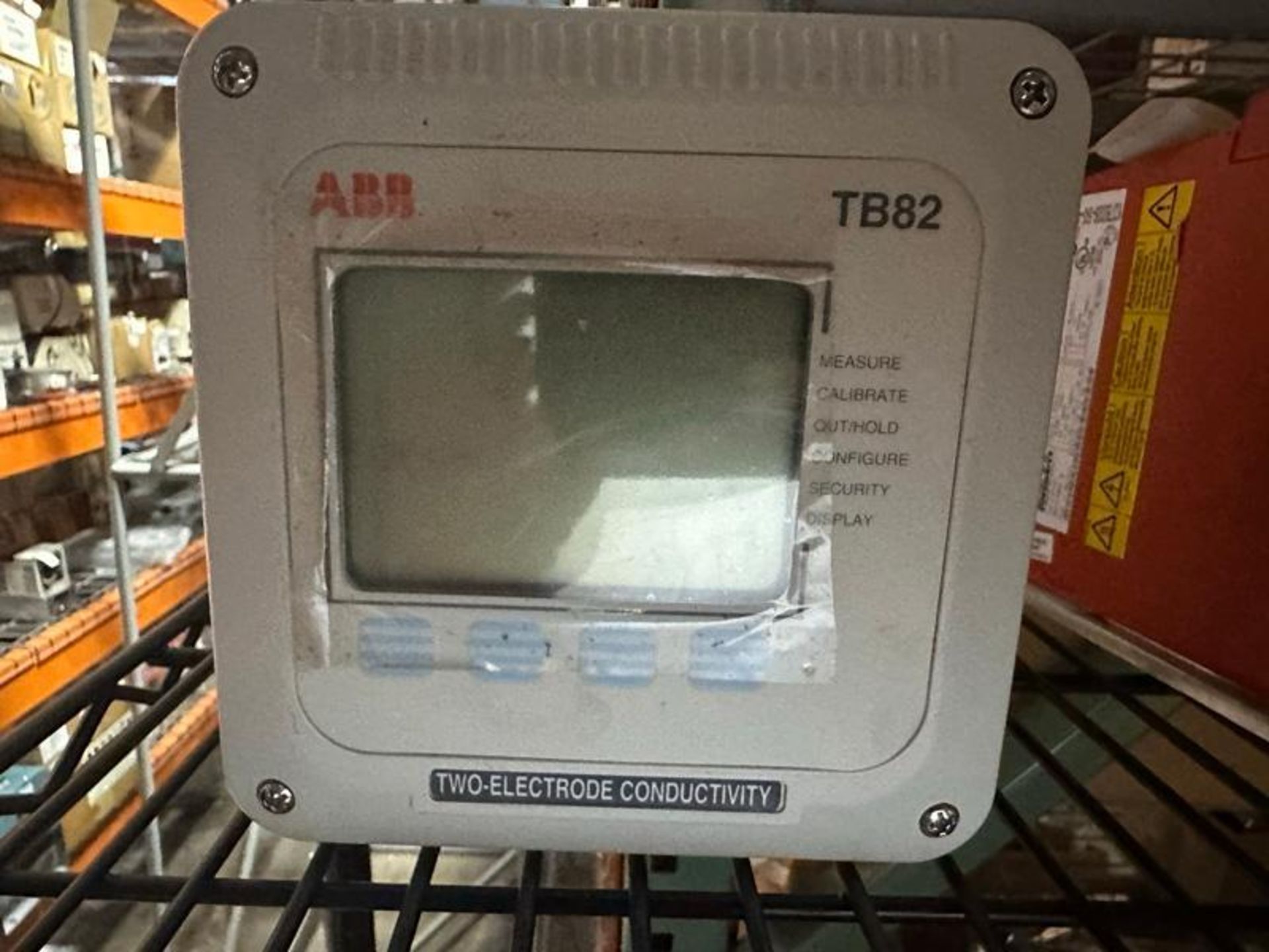 ABB TB82TE1010110 TB82TE 2-Wire Conductivity Transmitter, Pipe Mounting - Image 2 of 3