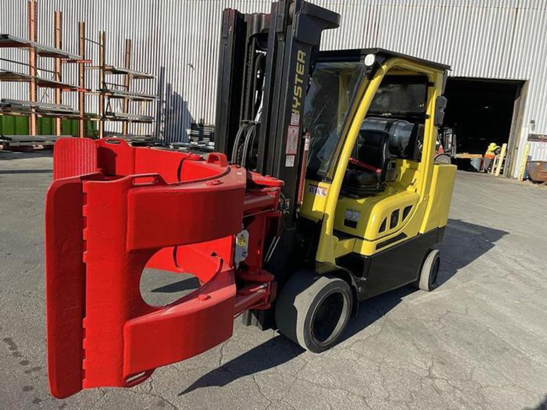 12,000 POUND HYSTER S120FTPRS FORKLIFT WITH BOLZONI PAPER ROLL CLAMP TRIPLE STAGE MAST MFG. 2018