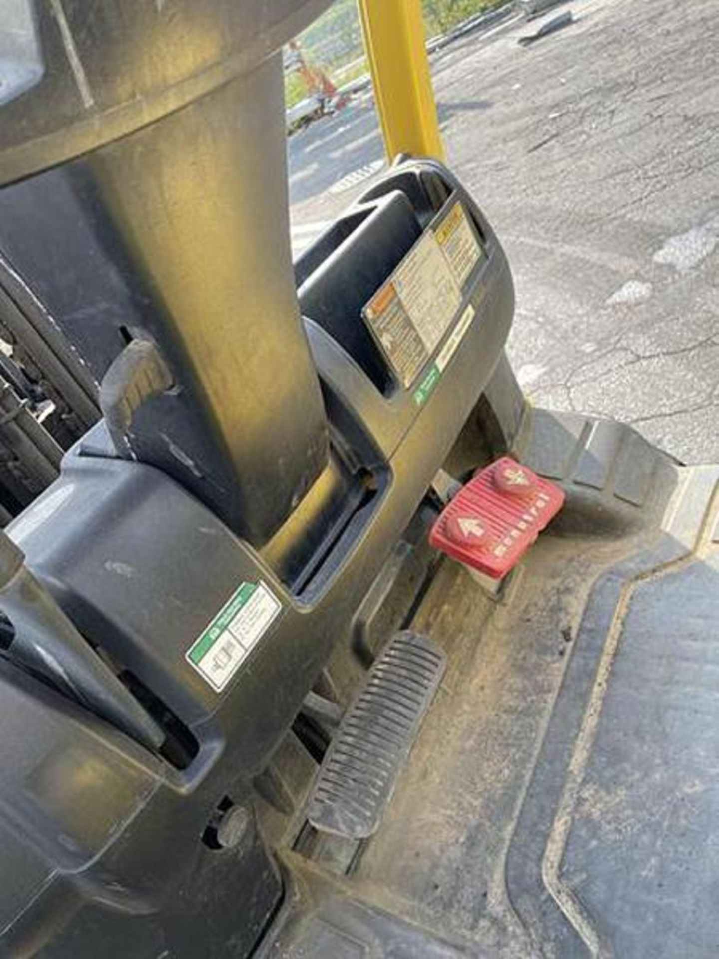 12,000 POUND HYSTER S120FTPRS FORKLIFT WITH PAPER ROLL CLAMP MFG. 2017 - Image 6 of 11