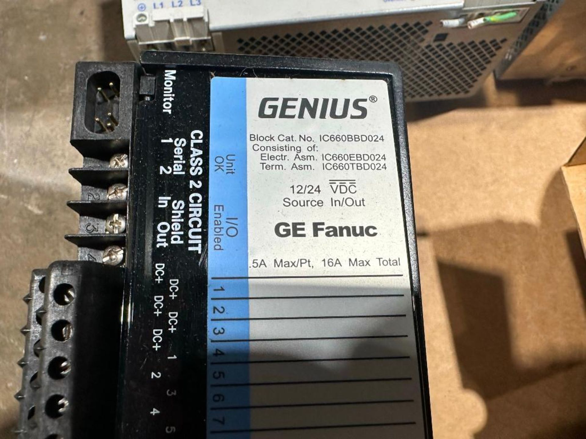 GE FANUC GENIUS IC660BBD024W GENIUS 32PT SOURCE BLOCK 12/24VDC - Image 2 of 4