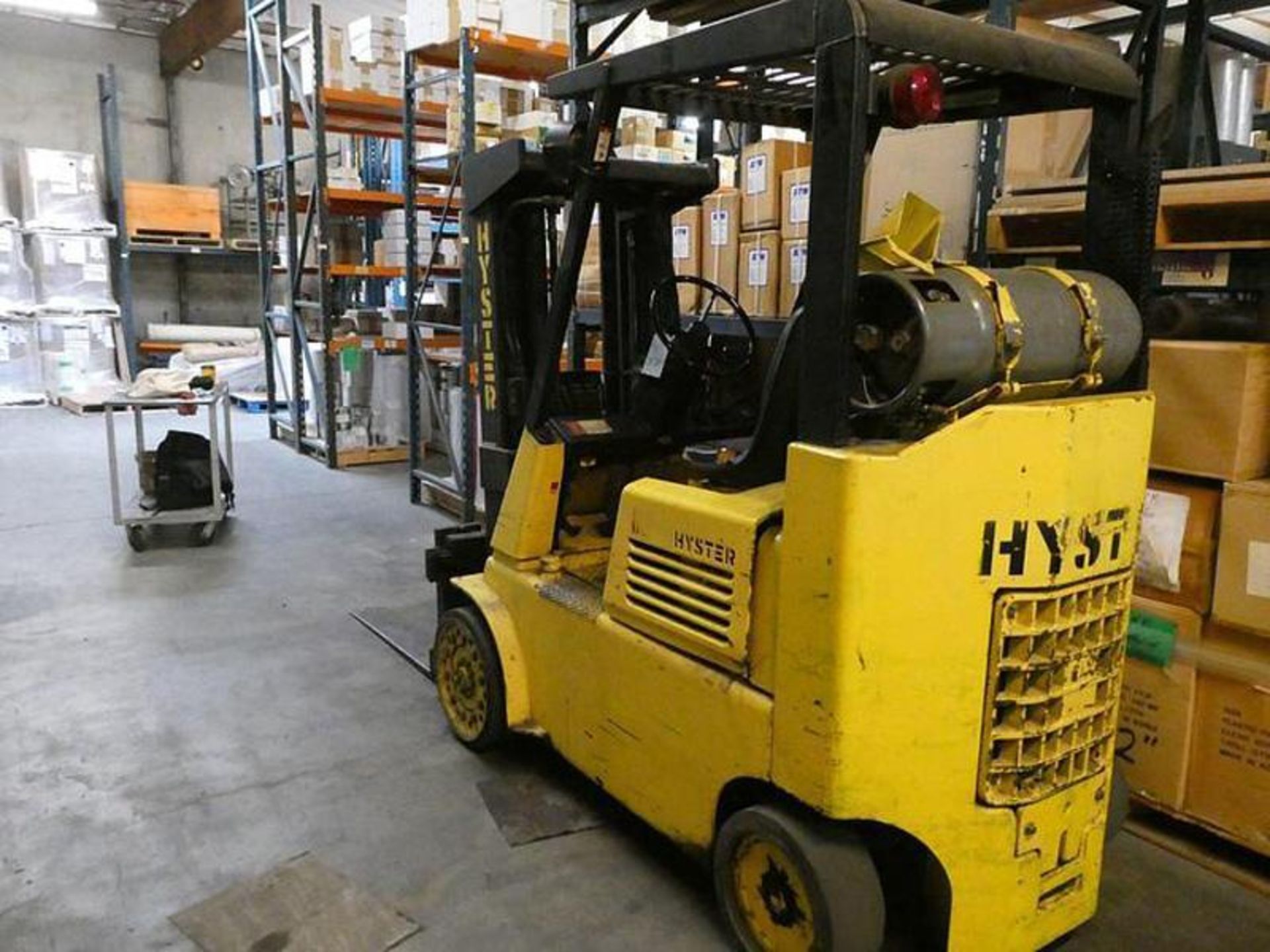 8,000 POUND HYSTER S80EBCS FORKLIFT PROPANE POWERED - Image 2 of 5