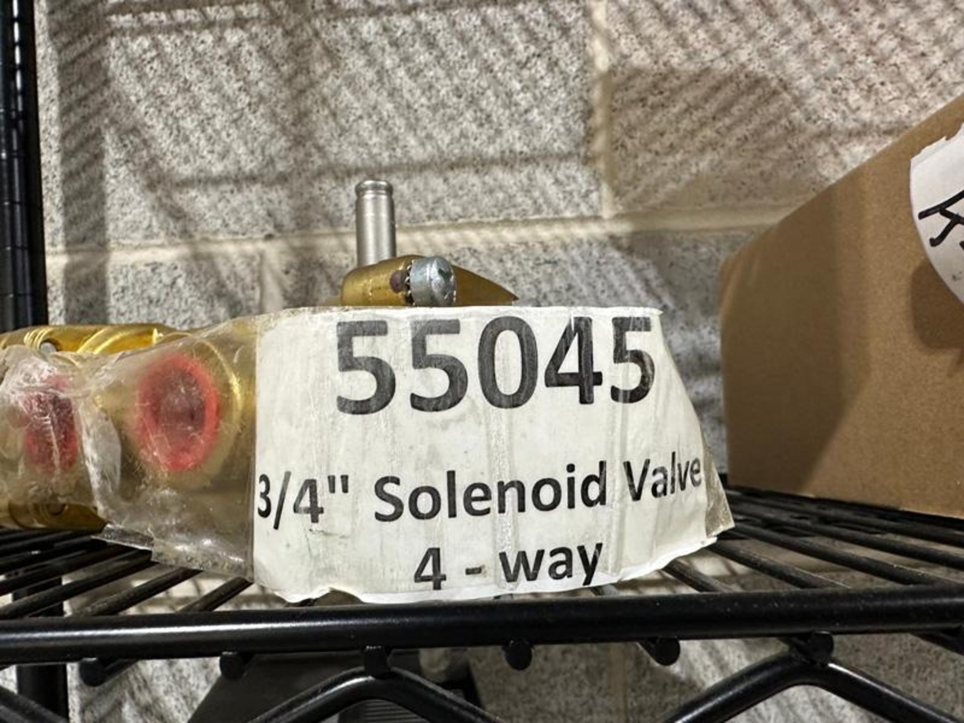 ASCO SOLENOID VALVE 4 WAY - Image 2 of 3