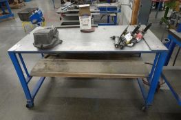 Workstation - Appx. Size: 62