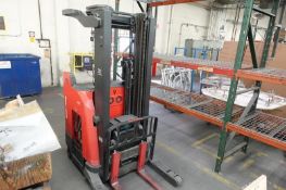 Raymond Standup Electric Reach Forklift, Mdl. 720-R40TT, Key Hours 951