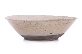 A LARGE CHINESE EXPORT BOWL