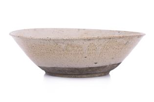 A LARGE CHINESE EXPORT BOWL