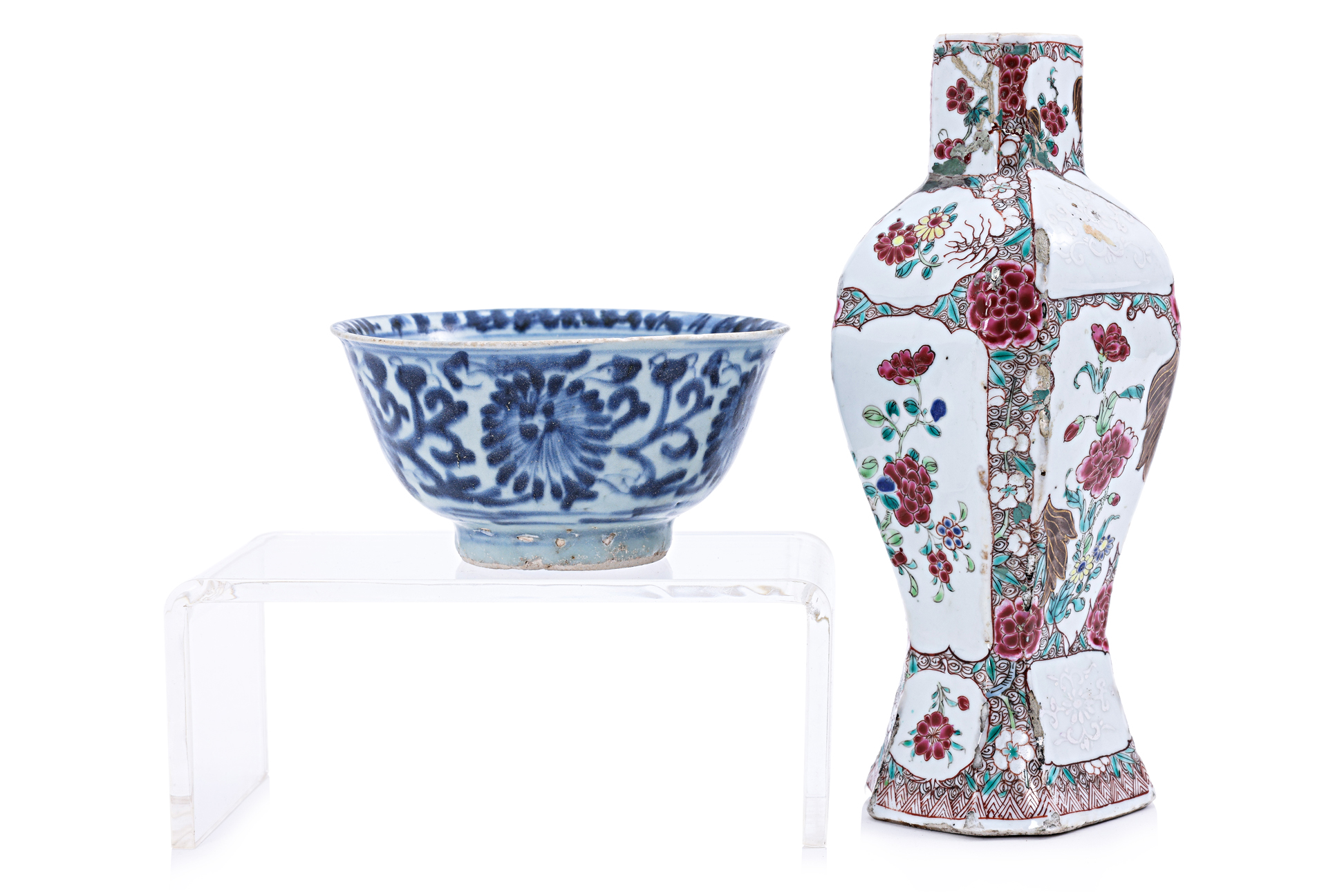 A GROUP OF ORIENTAL CERAMICS - Image 3 of 4