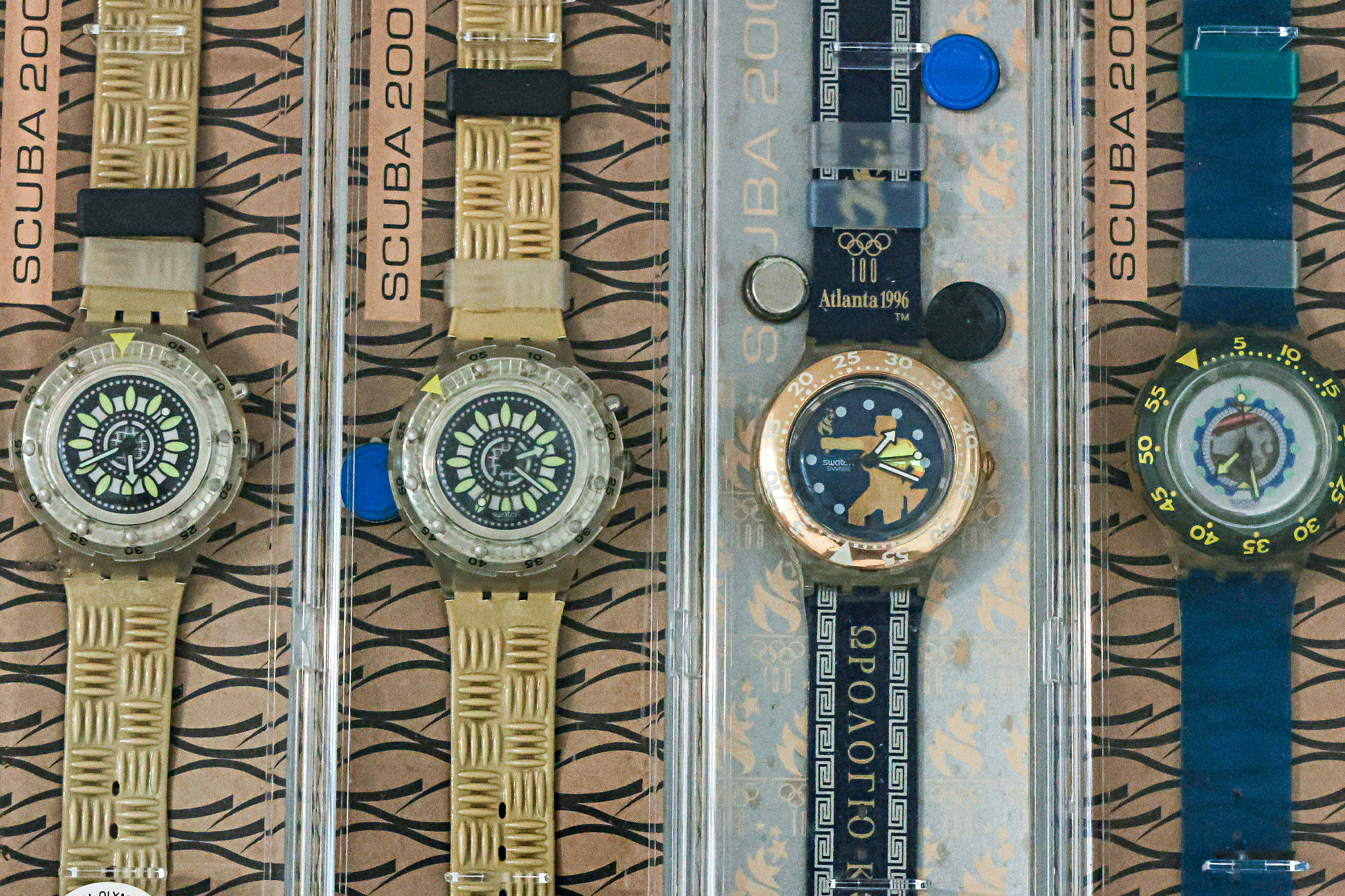 A GROUP OF AUTOMATIC SWATCH WATCHES AND OTHERS - Image 3 of 3