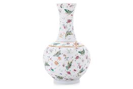 A FAMILLE ROSE PORCELAIN BUTTERFLY VASE