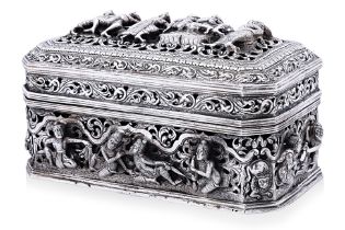 A BURMESE SILVER LIDDED CASKET