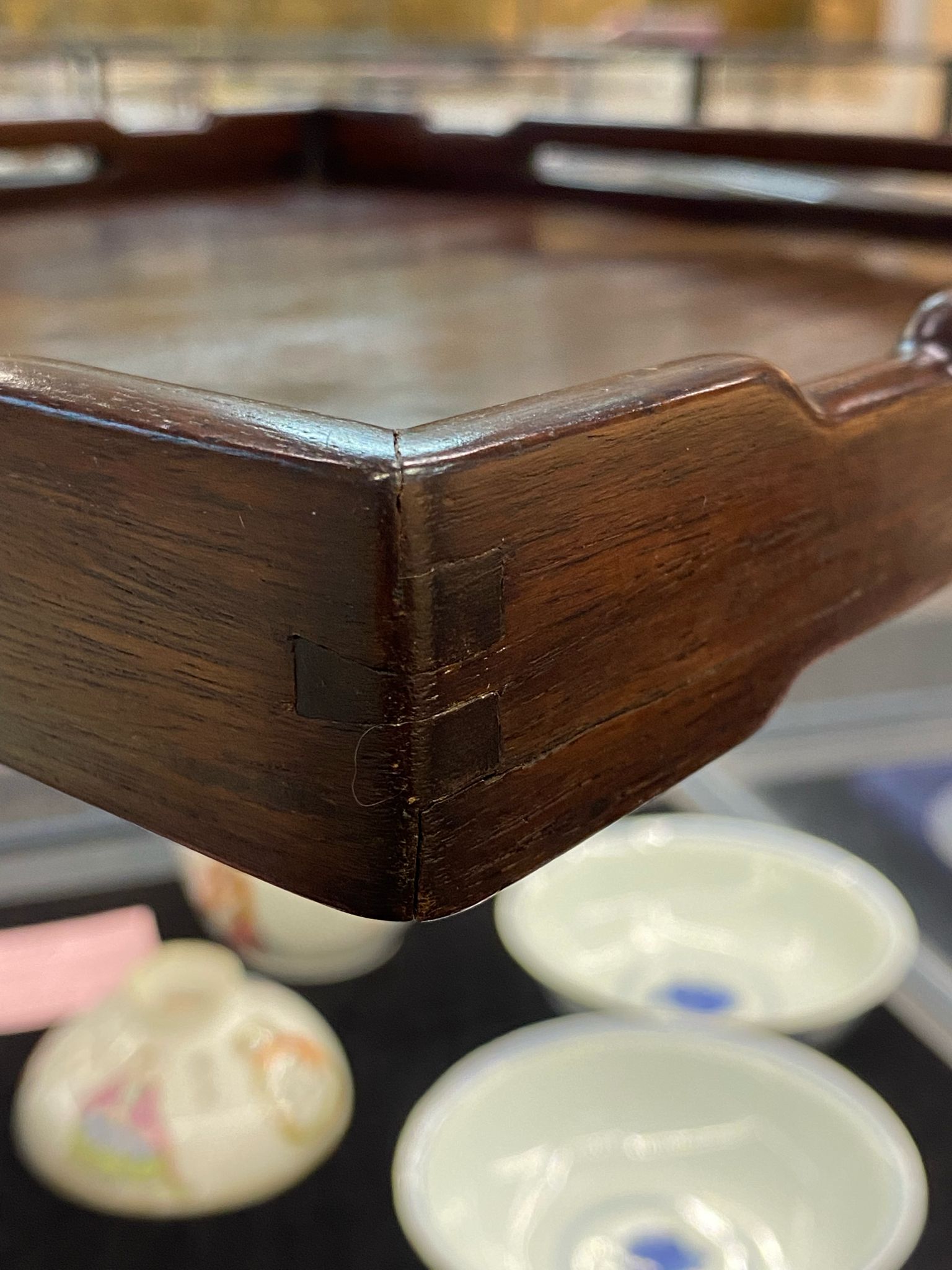 A SQUARE HUANGHUALI SCHOLAR'S TRAY - Image 7 of 8