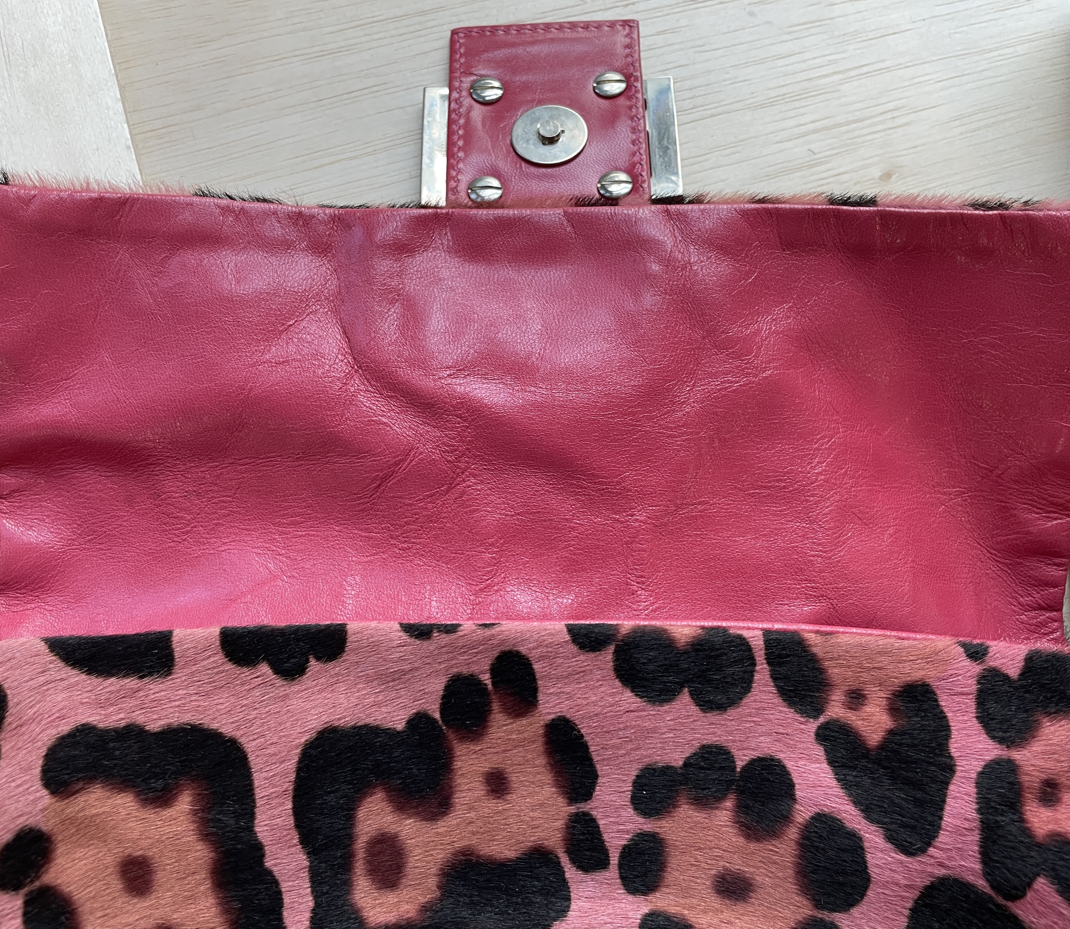 A FENDI PINK CHEETAH PRINT BAGUETTE - Image 8 of 10