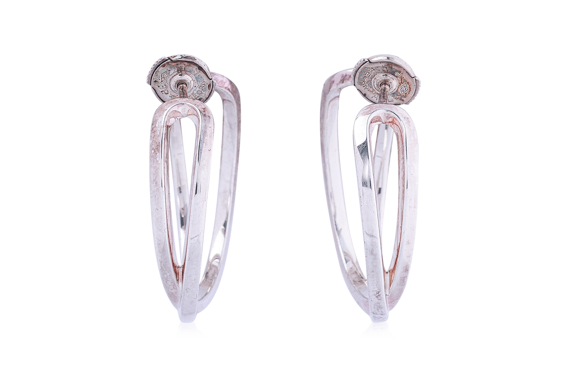 AN HERMÈS PAIR OF SILVER HOOP EARRINGS