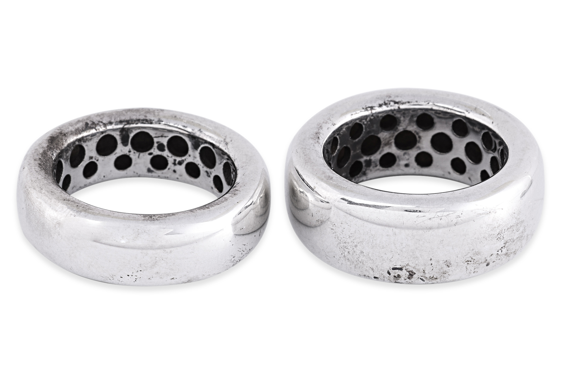 A PAIR OF POMELLATO SILVER 67 RINGS - Image 2 of 3