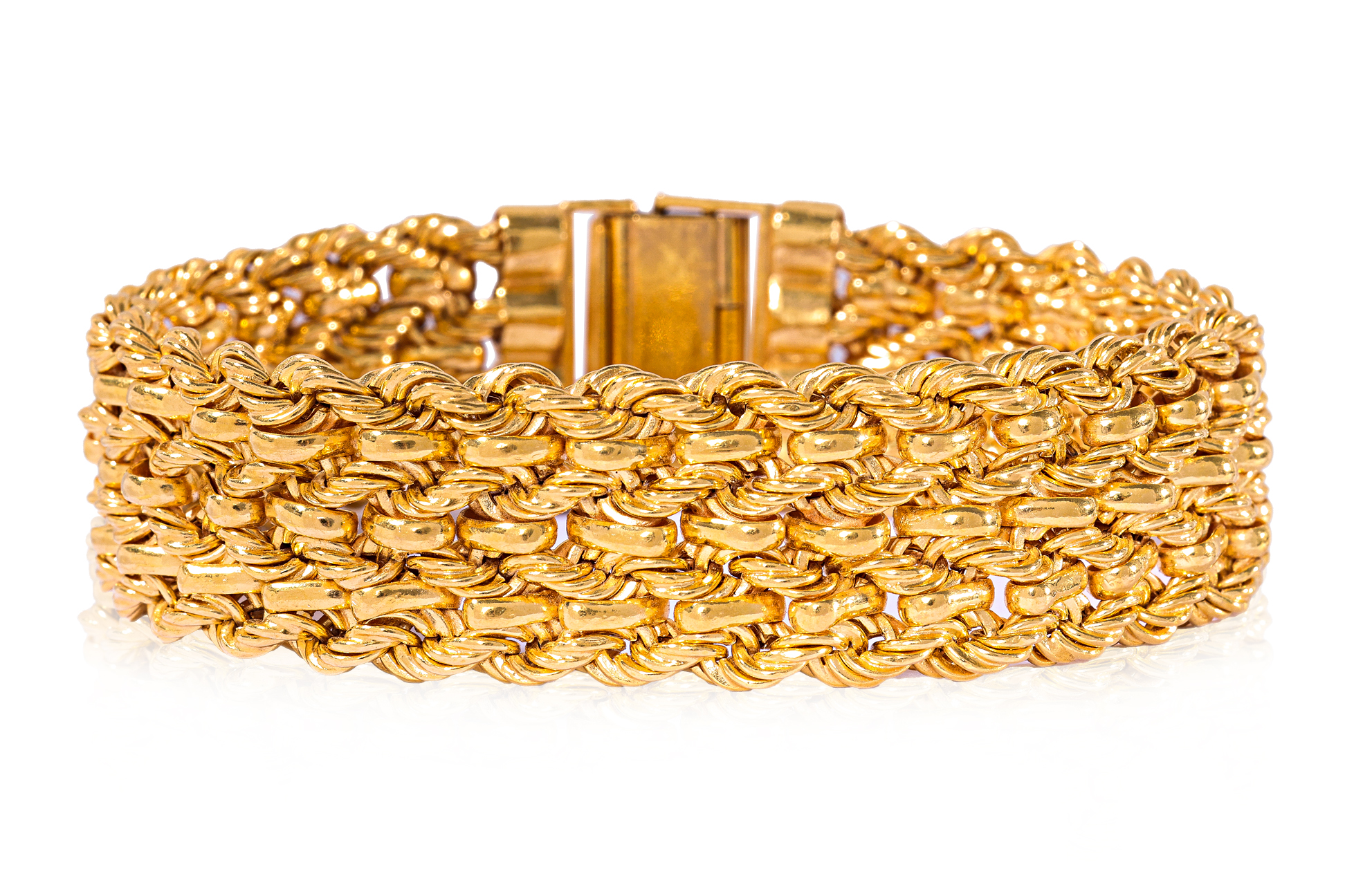 A HIGH CARAT BRAIDED GOLD BRACELET - Image 2 of 10