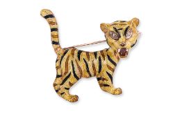 A LARGE ENAMELLED GOLD 'TIGER' BROOCH