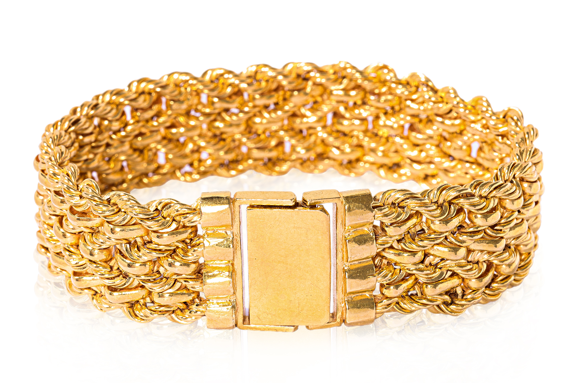 A HIGH CARAT BRAIDED GOLD BRACELET - Image 3 of 10