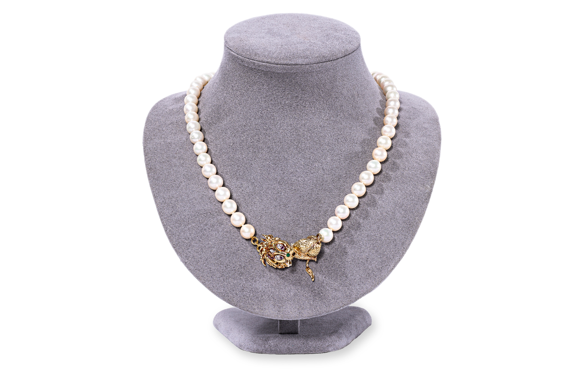 A CULTURED AKOYA PEARL NECKLACE WITH DETACHABLE LION CLASP - Image 2 of 5