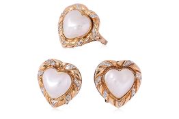 A SET OF CULTURED MABE PEARL AND DIAMOND JEWELLERY