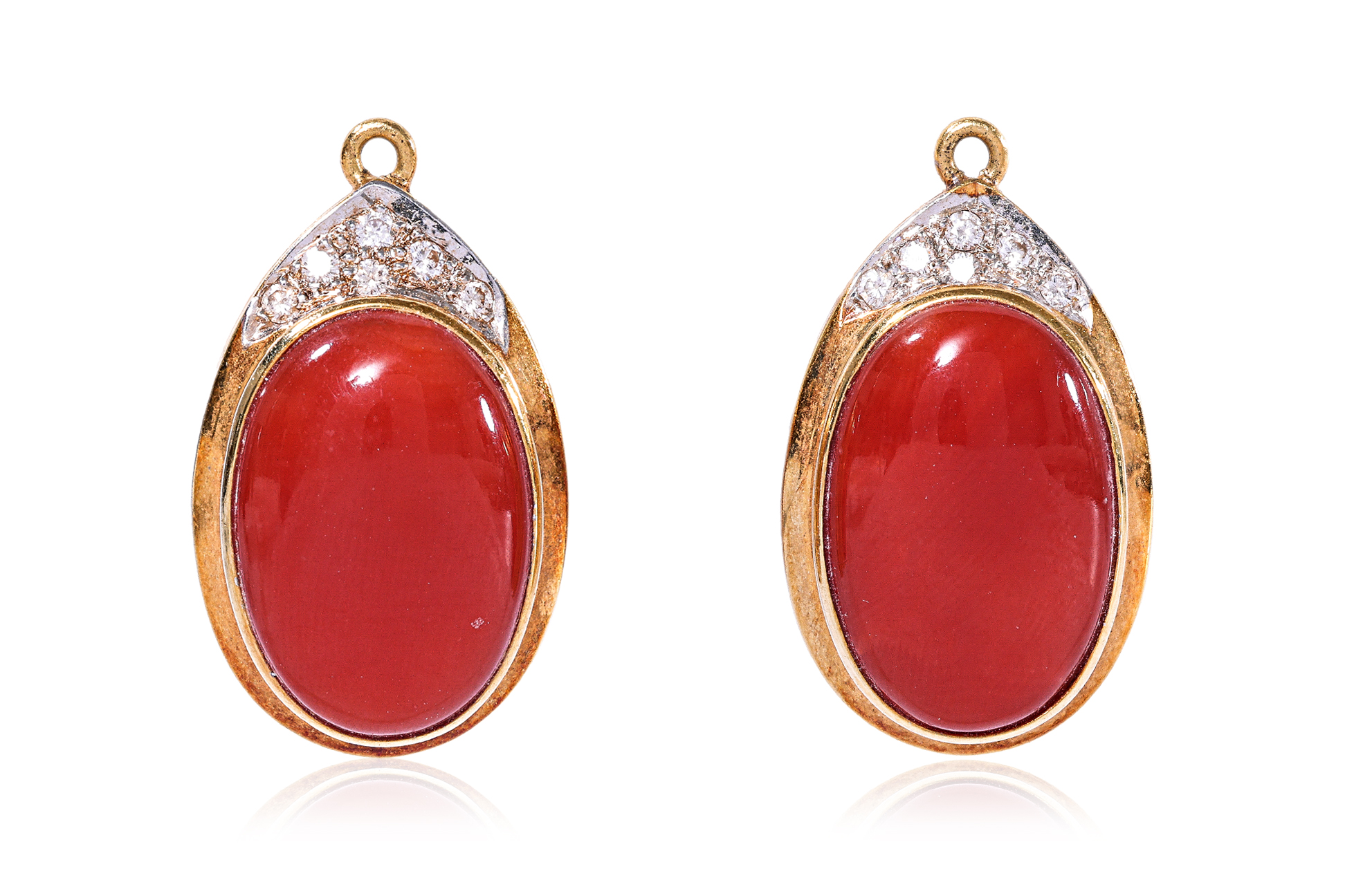 A PAIR OF RED CORAL AND DIAMOND EARRING DROPS - Image 2 of 4