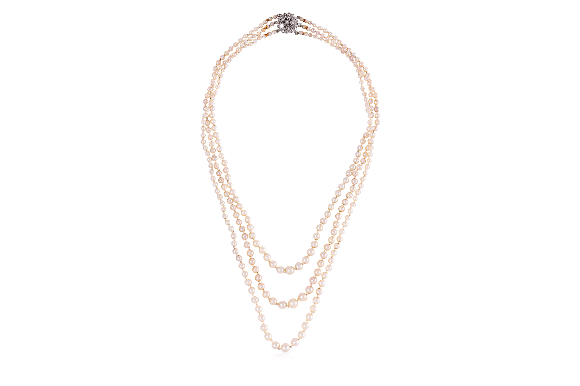 A THREE STRAND AKOYA CULTURED PEARL NECKLACE - Image 2 of 5
