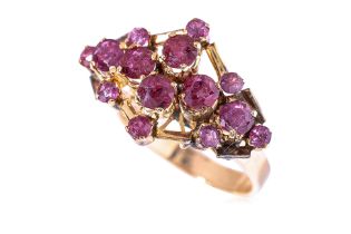 A RUBY CLUSTER RING