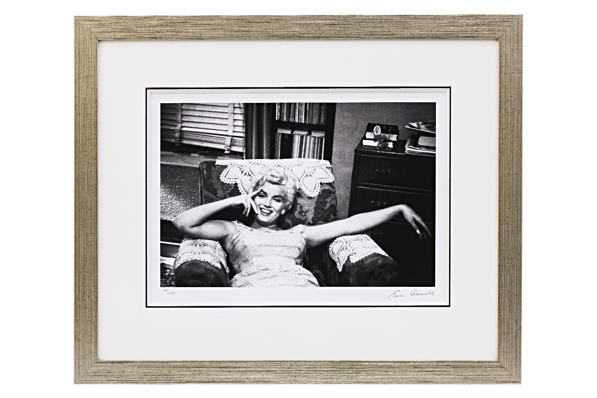 EVE ARNOLD (AMERICAN 1913-2012) - MARILYN MUNROE - Image 2 of 3