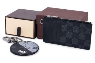 A LOUIS VUITTON CARD HOLDER AND KEY CHAIN HOLDER