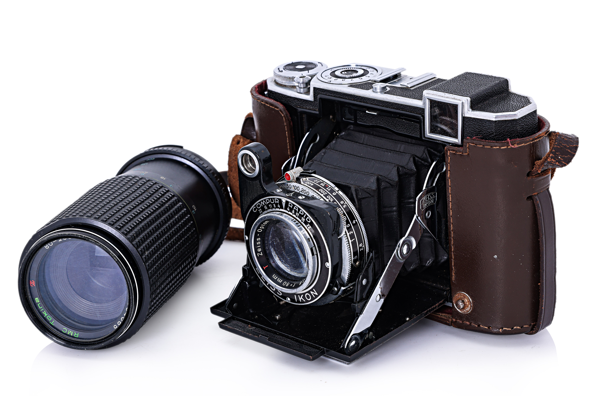 A ZEISS IKON FOLD-OUT CAMERA, A TOKINA LENS AND A SUPER 8 - Image 3 of 3