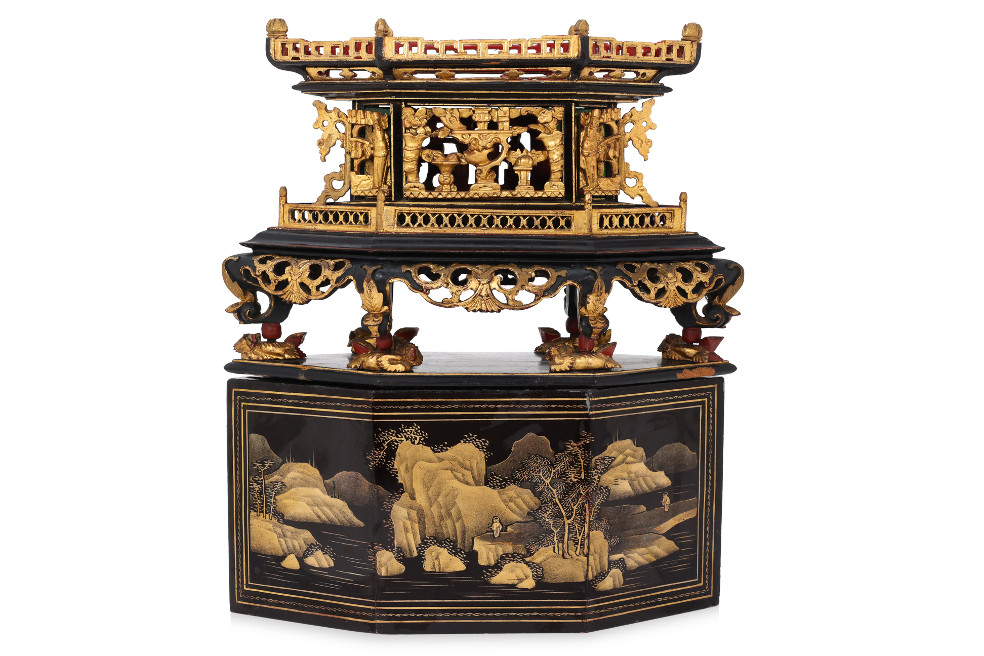 A CARVED GILT AND BLACK LACQUER CHANAB