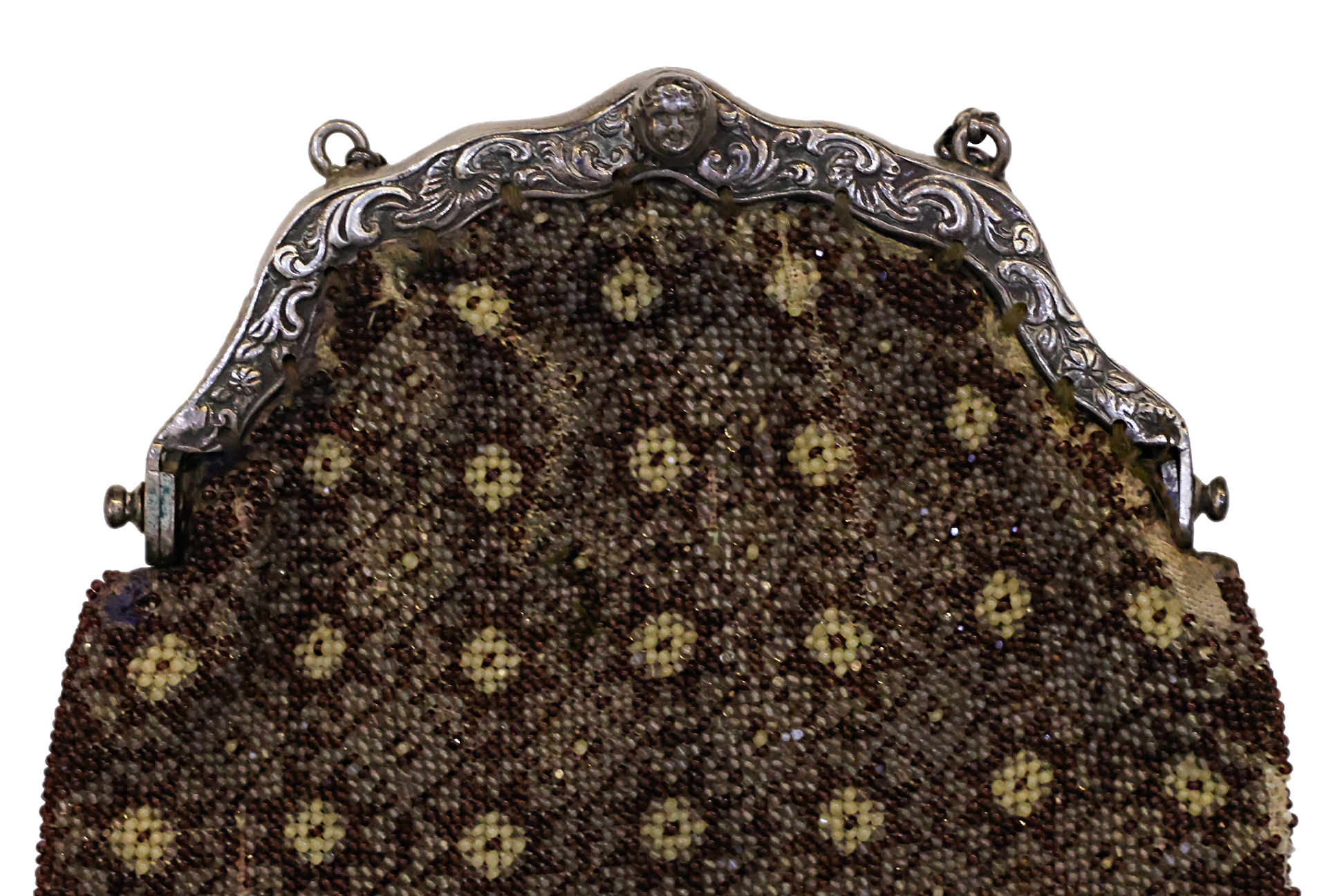 A SILVER MOUNTED BEADED PURSE - Image 3 of 3