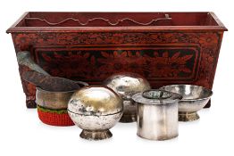 A SILVER SIREH SET IN BOX