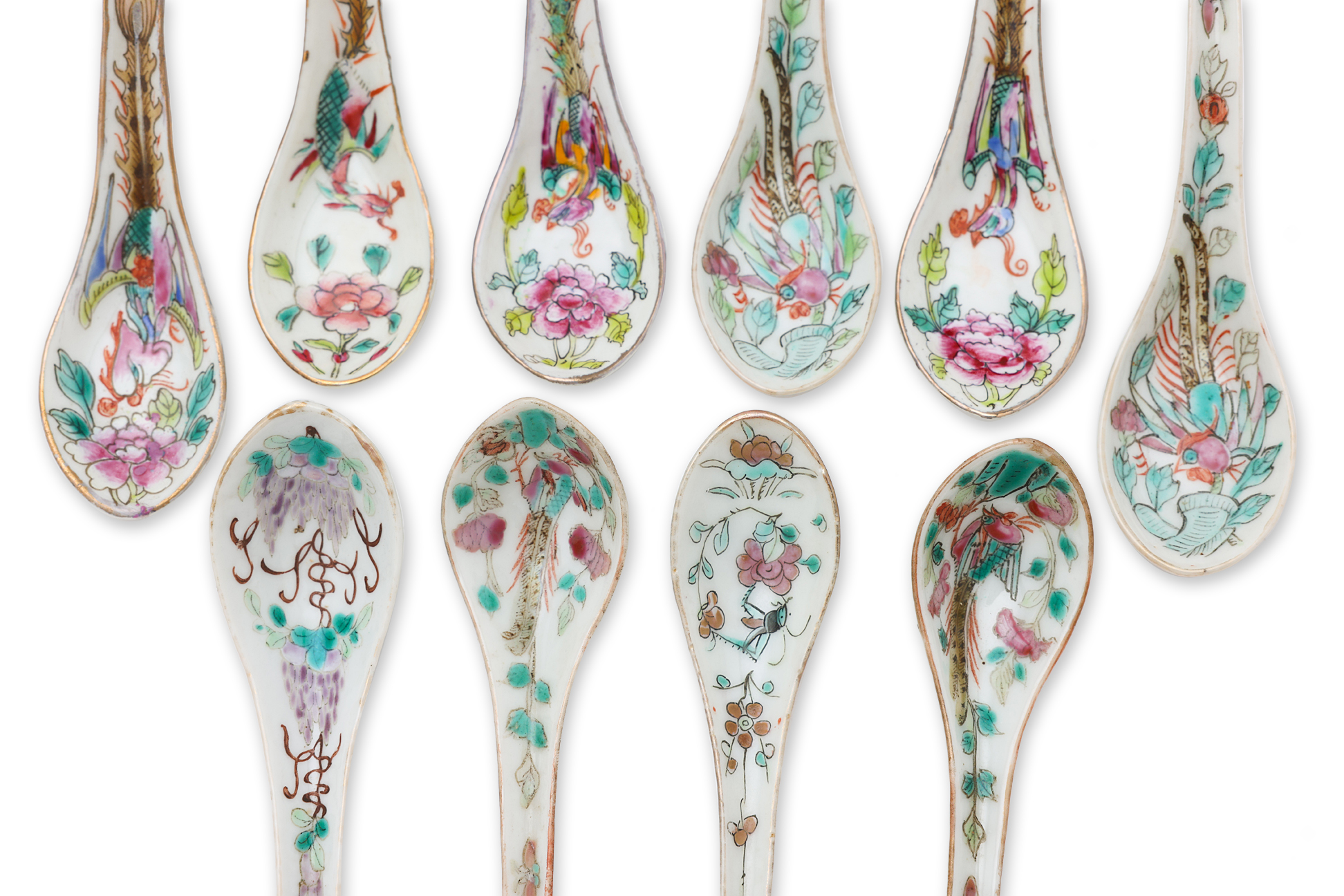 A GROUP OF FAMILLE ROSE PHOENIX AND OTHER DESSERT SPOONS - Image 2 of 3