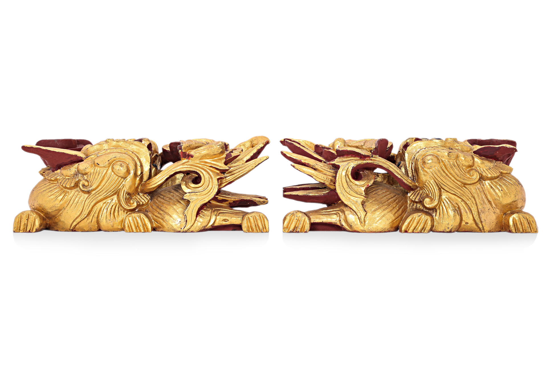 A PAIR OF GILT TIMBER FOO LIONS - Image 4 of 5