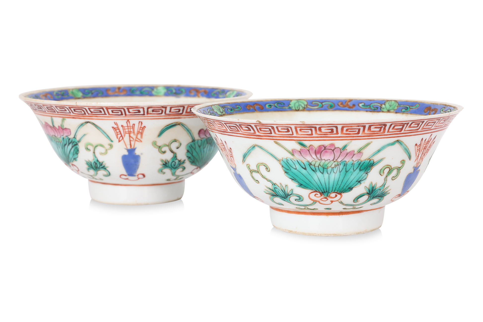 A SET OF EIGHT FAMILLE ROSE BOWLS - Image 2 of 3