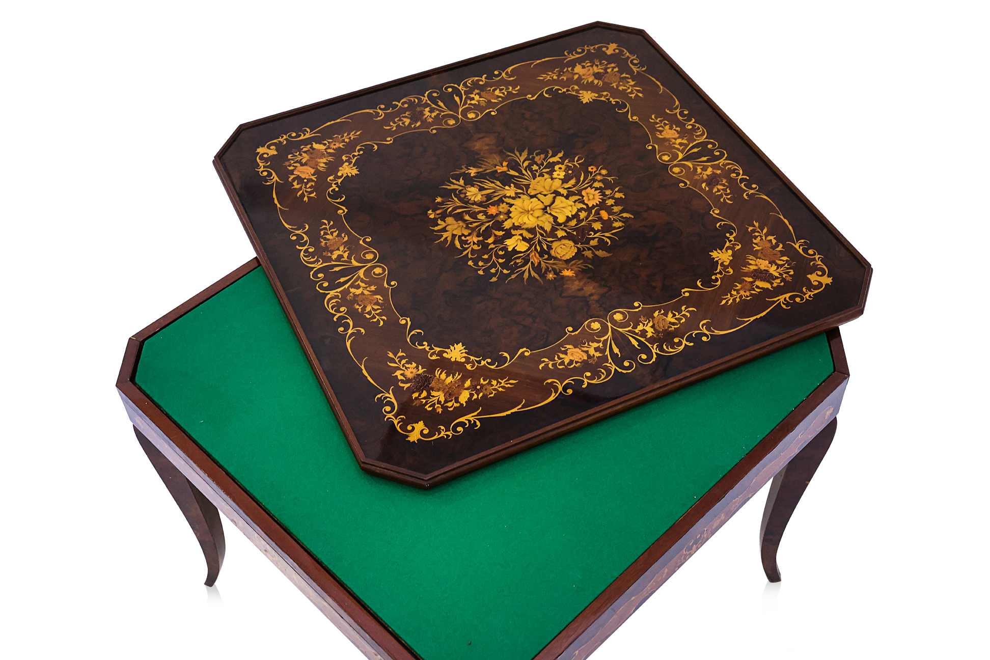 AN ITALIAN BURL WOOD VENEERED AND INLAID GAME TABLE - Image 4 of 19