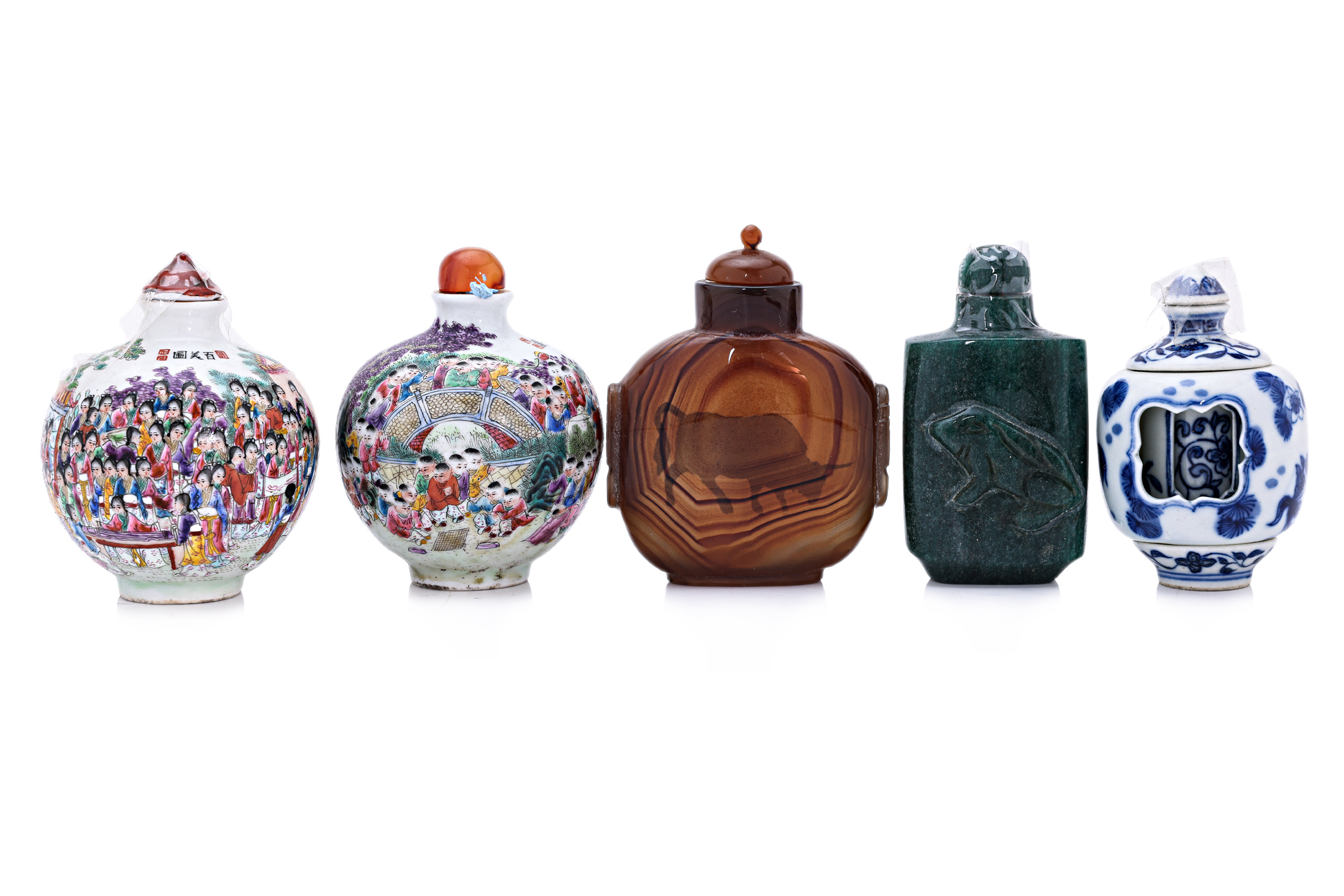 A GROUP OF 10 ASSORTED SNUFF BOTTLES - Image 3 of 3