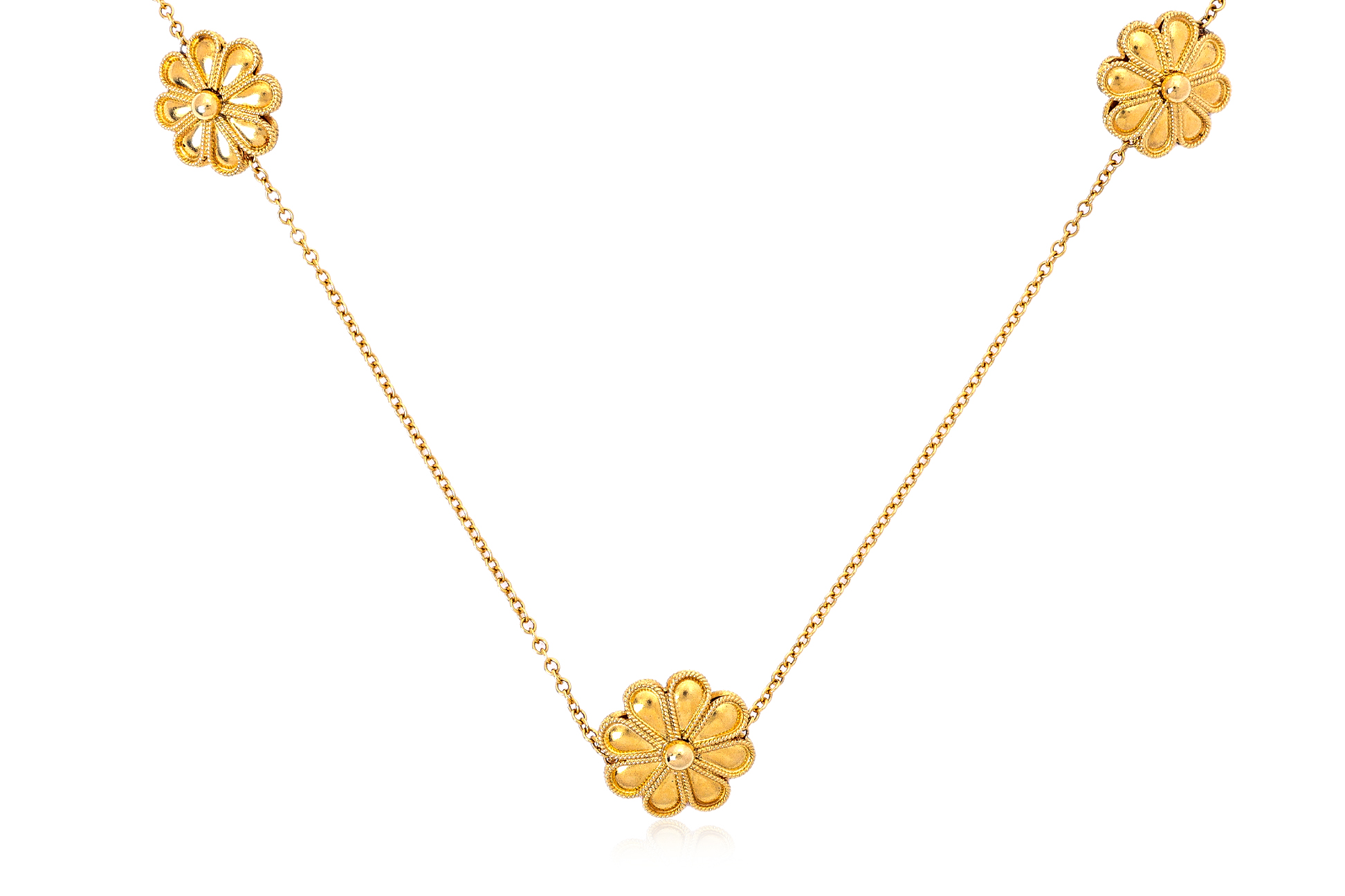 A LONG GOLD FLOWER NECKLACE - Image 2 of 3