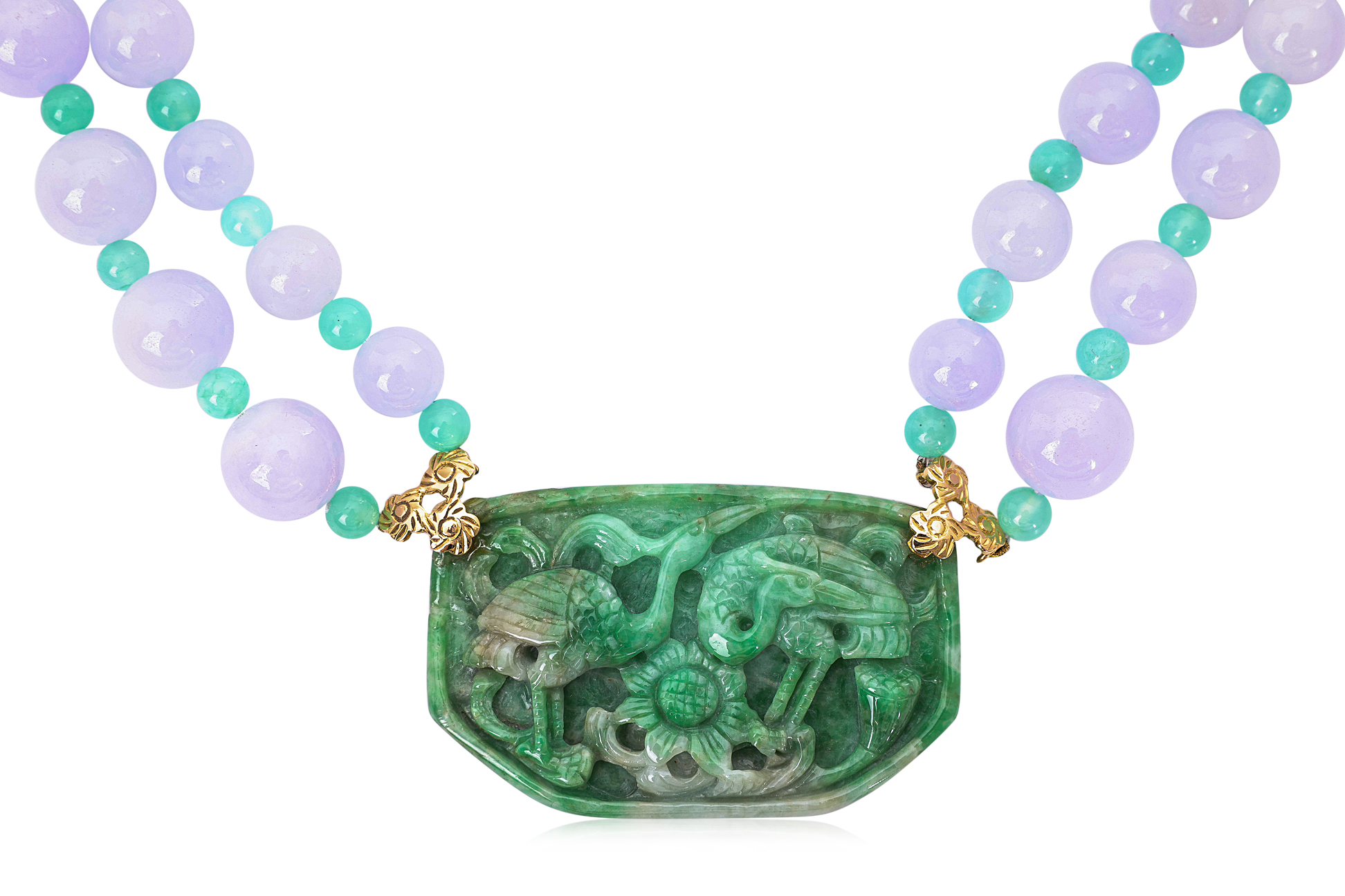 A SUITE OF JADE AND QUARTZ JEWELLERY - Image 2 of 4