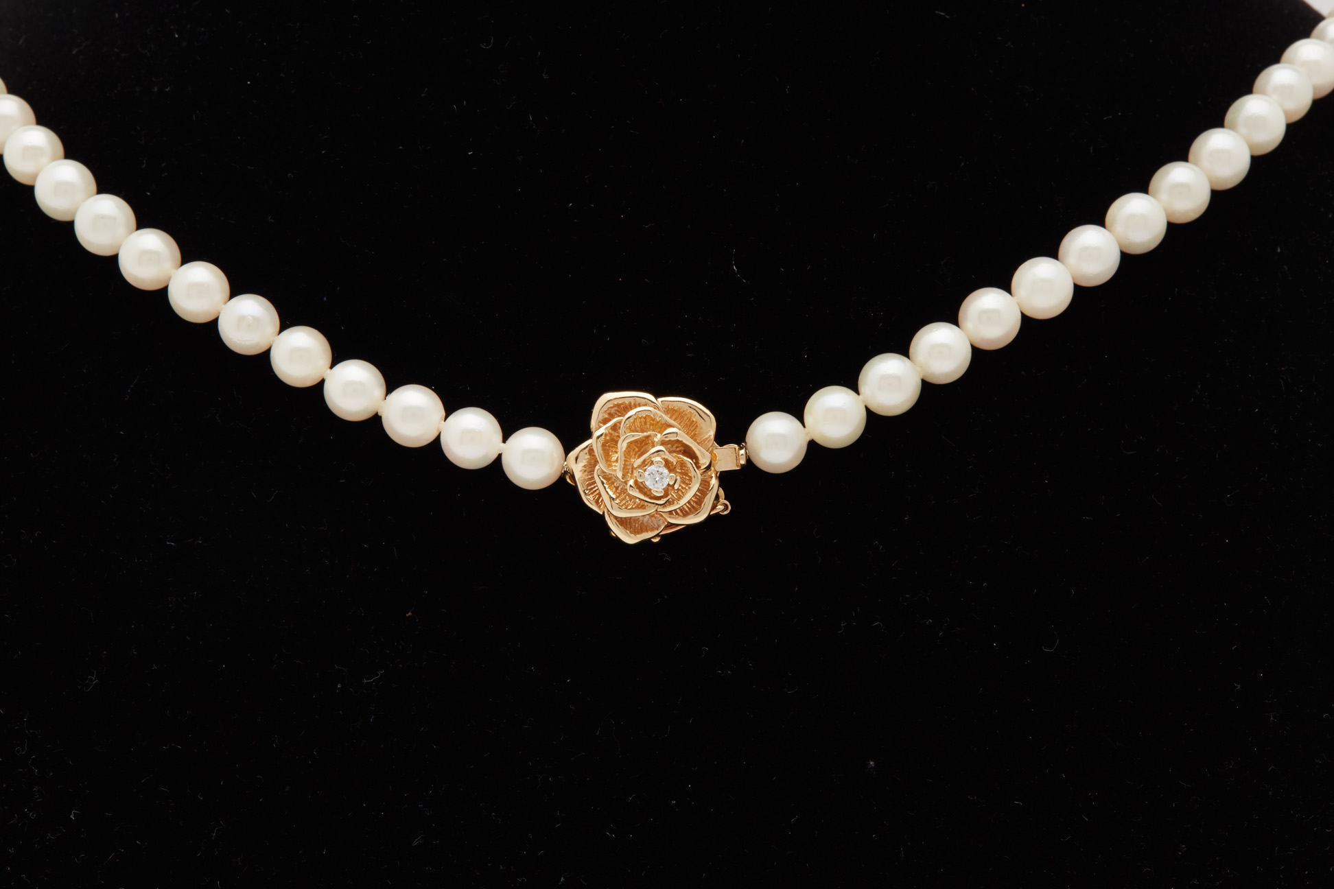 A CULTURED AKOYA PEARL NECKLACE BY TIFFANY & CO. - Image 2 of 2