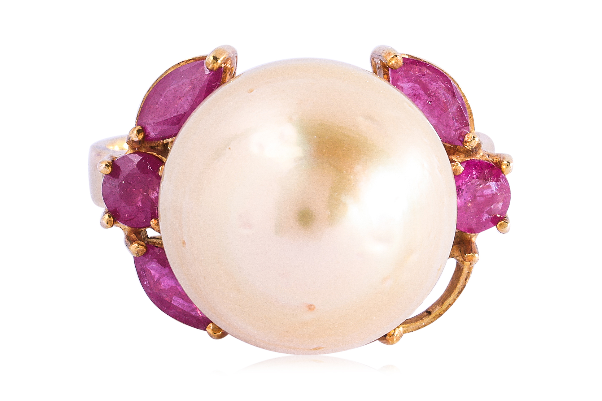 A CULTURED SOUTH SEA PEARL AND RUBY RING - Image 2 of 3